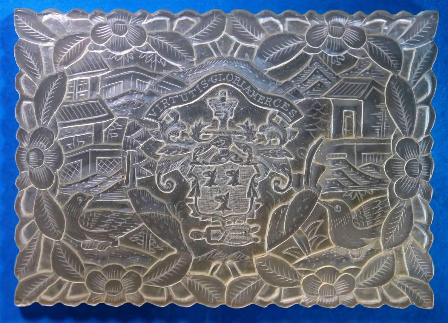 Superb deep-carved for ROBERTSON - interesting heraldry!