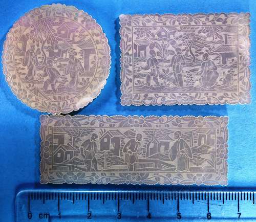 Set of three shapes with thistle ?crest?