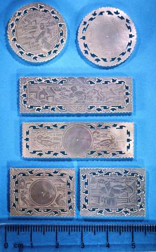 Group of 120 small fretted counters