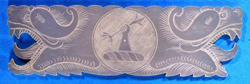 Exremely rare shape of armorial for NAPIER (please note the chip)