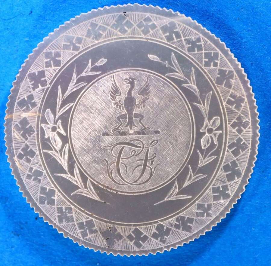 Unusual small counter for unidentified family